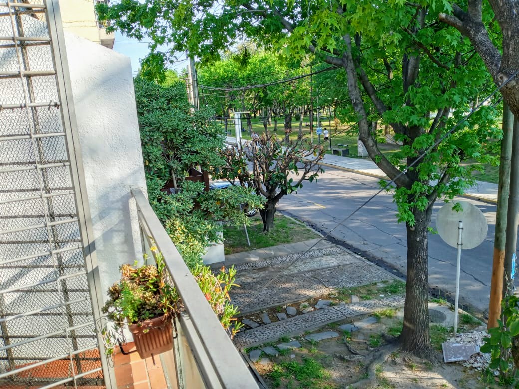 #3214797 | Venta | Casa | Quilmes (Patricia Respano Bienes Raíces)