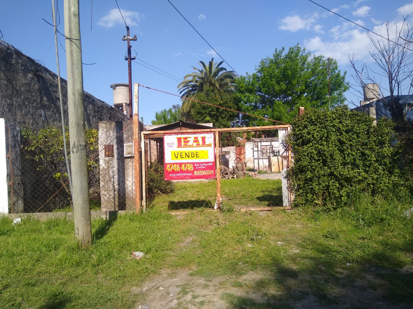 #2142953 | Sale | House | Las Tunas (LEAL Negocios Inmobiliarios)