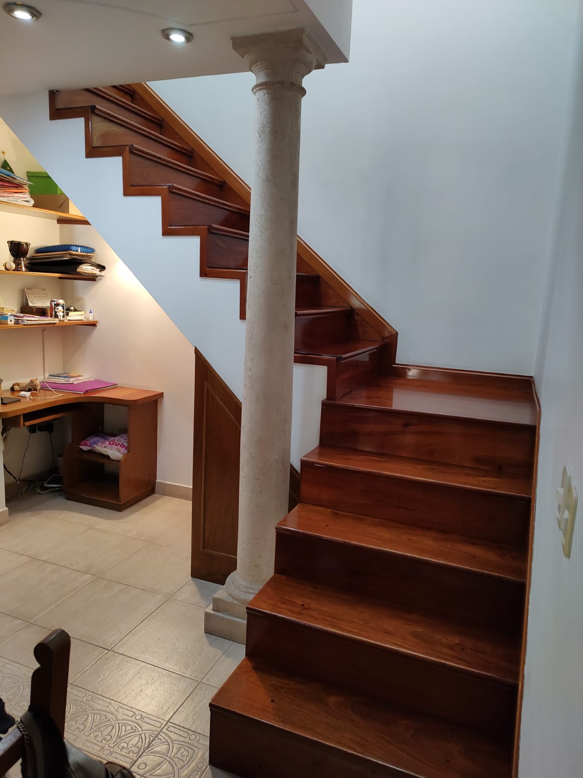 #3215921 | Venta | Casa | Luis Guillon (Adrian Buono Negocios Inmobiliarios)