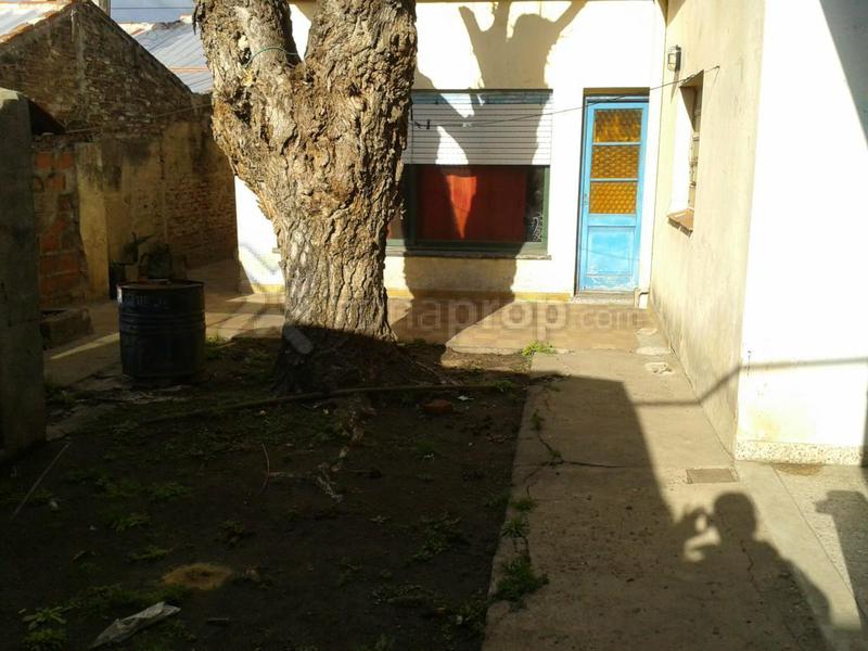 #1215276 | Sale | House | Lomas De Zamora (Ortiz Mingroni propiedades)